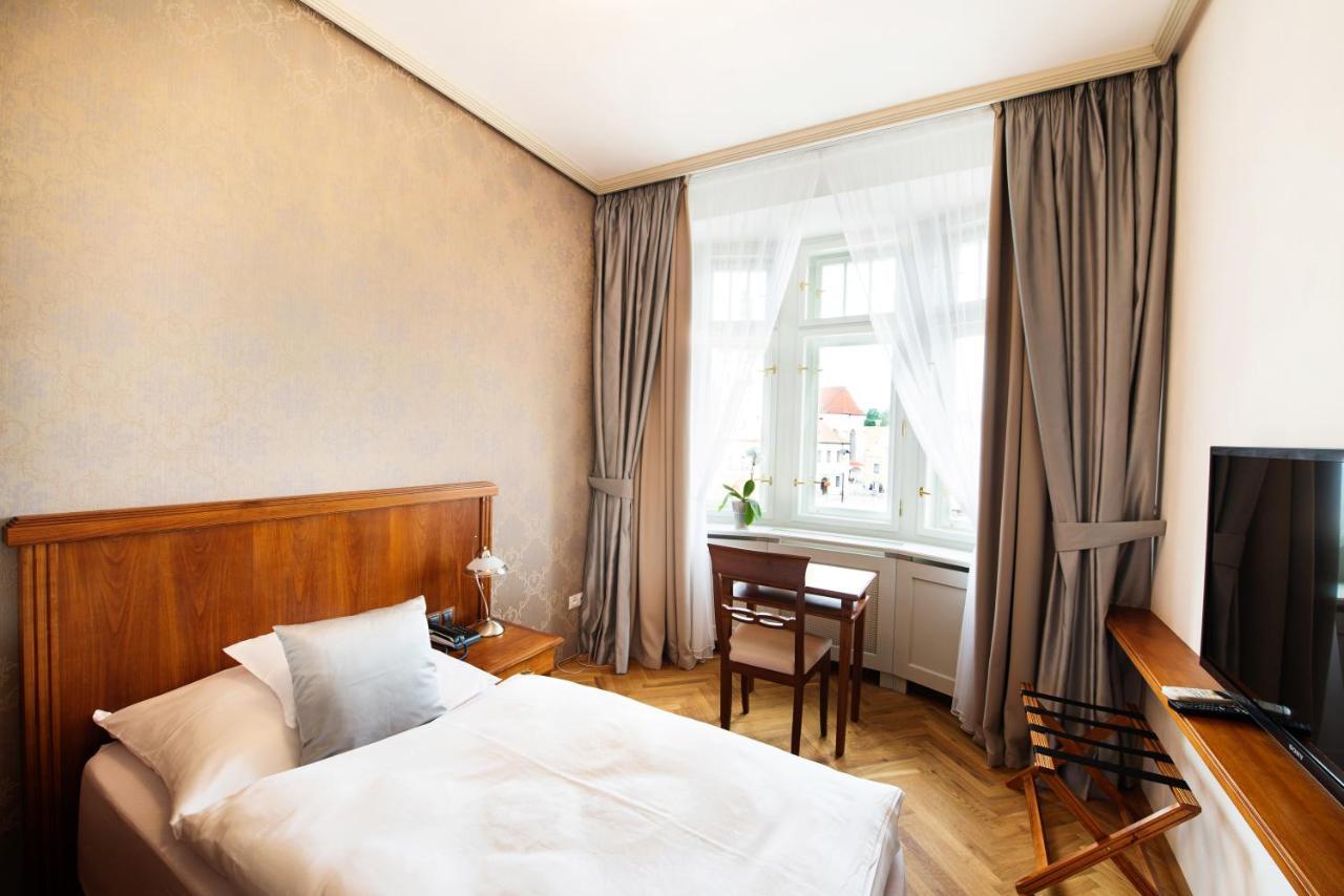 Hotel Slavie Пельгржимов Экстерьер фото